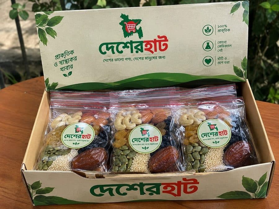 দেশেরহাট প্রিমিয়াম ড্রাই ফ্রুটস কম্বো বক্স - 3 Pack, 30 Pcs